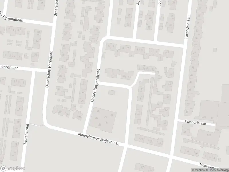 Brandweer met grote spoed naar de Dr. Kuyperstraat in Budel vanwege gebouwbrand