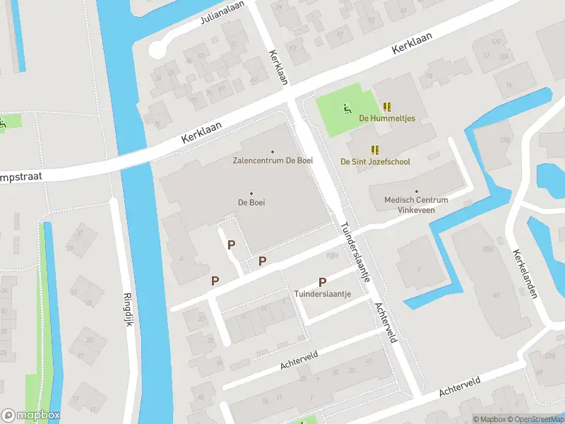 Ambulance met grote spoed naar de Tuinderslaantje in Vinkeveen