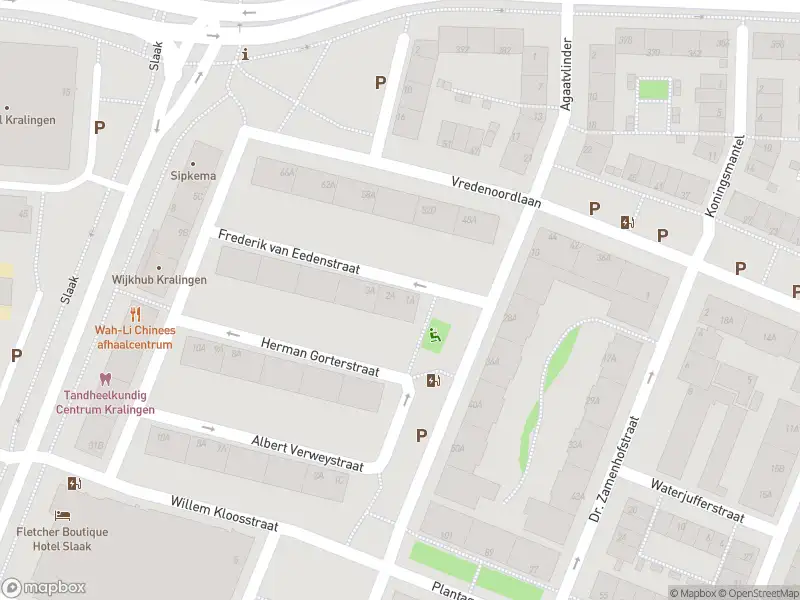 Ambulance met gepaste spoed naar de Frederik van Eedenstraat in Rotterdam