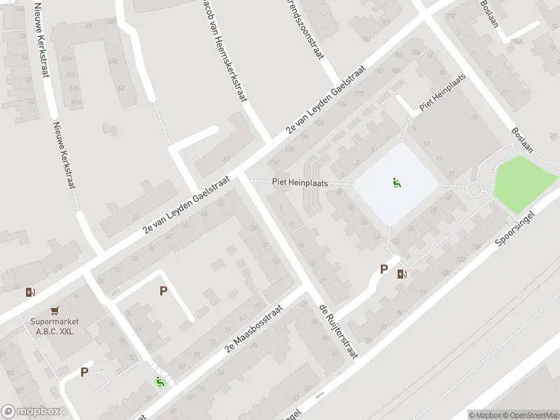 Ambulance met gepaste spoed naar de De Ruijterstraat in Vlaardingen