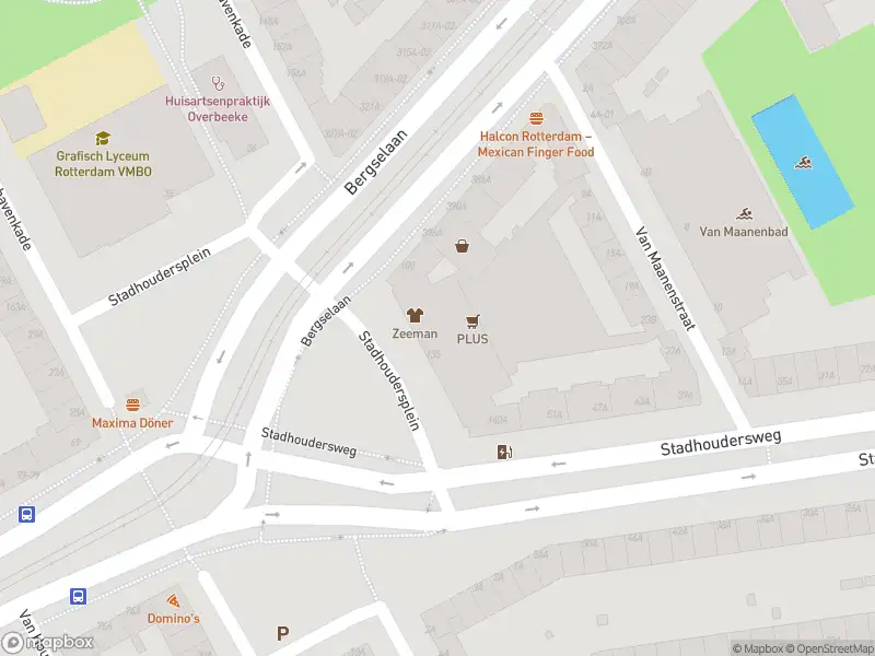 Ambulance met grote spoed naar de Stadhoudersplein in Rotterdam