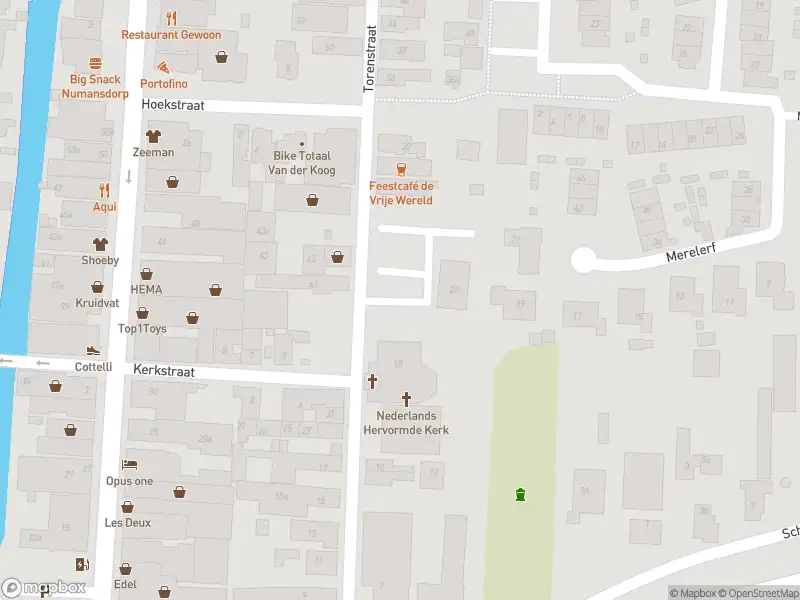 Ambulance met gepaste spoed naar de Torenstraat in Numansdorp