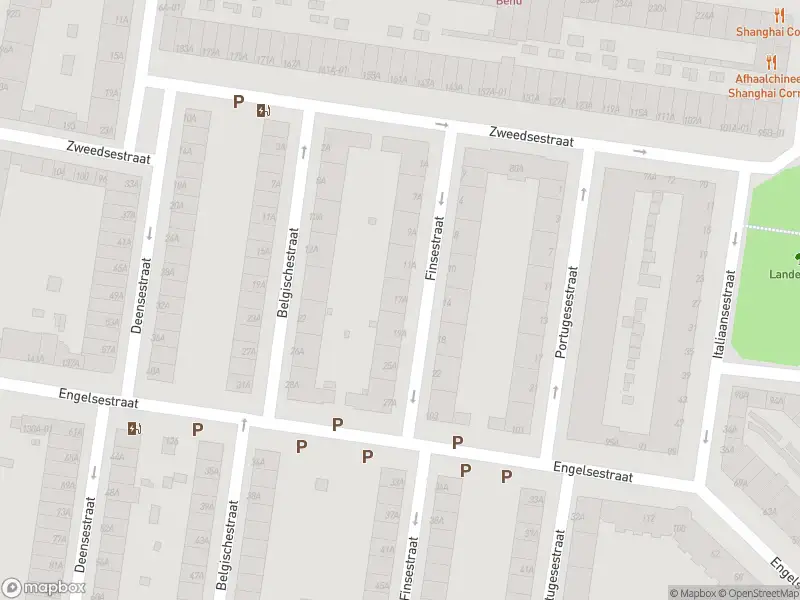 Ambulance met gepaste spoed naar de Finsestraat in Rotterdam