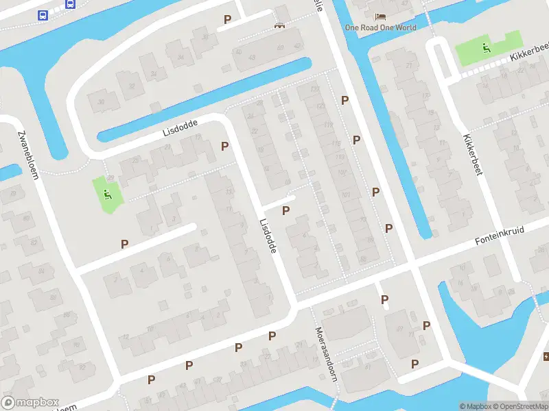 Ambulance met gepaste spoed naar de Lisdodde in Oudkarspel