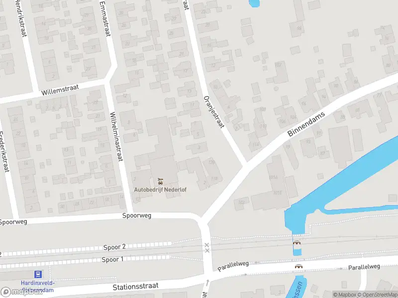 Ambulance met gepaste spoed naar de Oranjestraat in Hardinxveld-Giessendam