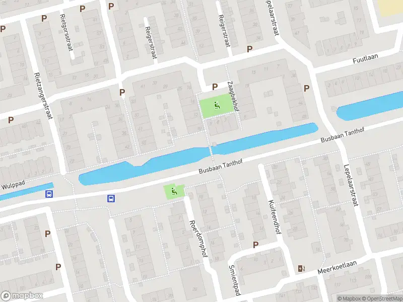 Ambulance met grote spoed naar de Watersnipstraat in Delft