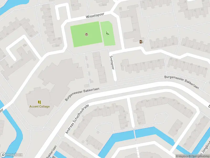 Ambulance met gepaste spoed naar de Snelspoor in Capelle aan den IJssel