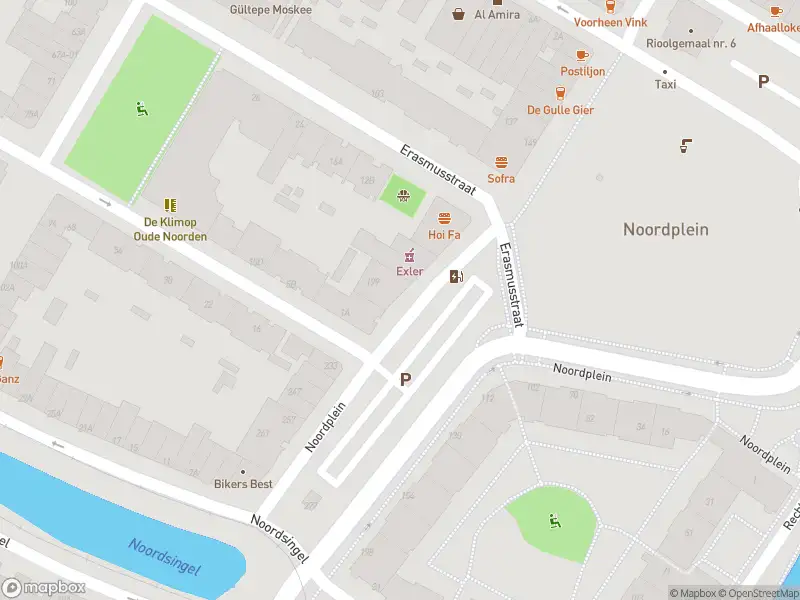 Ambulance met grote spoed naar de Noordplein in Rotterdam