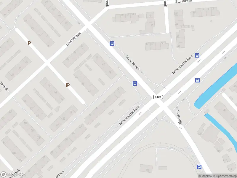 Ambulance met gepaste spoed naar de Achterkreek in Rotterdam