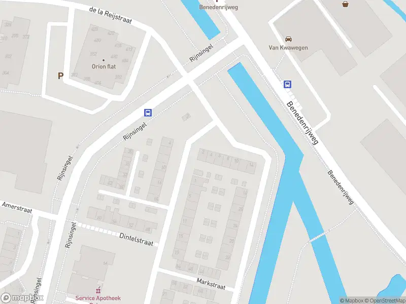 Ambulance met grote spoed naar de Markstraat in Ridderkerk