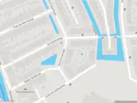 Brandweer met grote spoed naar de Floris Versterlaan in Leiden