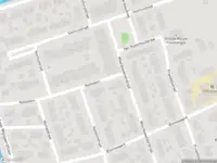 Ambulance met grote spoed naar de Torenlaan in Abcoude