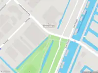 Brandweer met grote spoed naar de Veenweg in Moordrecht vanwege gebouwbrand