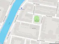 Ambulance met grote spoed naar de Hendrik de Keyserstraat in Rotterdam