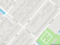 Ambulance met gepaste spoed naar de Populierenlaan in Zwanenburg