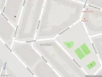 Ambulance met grote spoed naar de Haspelsstraat in Rotterdam