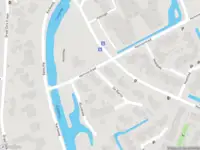 Ambulance met grote spoed naar de De Barch in Maasland