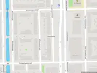 Ambulance met grote spoed naar de Tervurenpad in Amsterdam