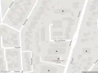 Ambulance met grote spoed naar de Het Lange Rijntje in Limmen