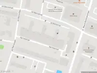 Ambulance met gepaste spoed naar de Van Baerlestraat in Vlaardingen