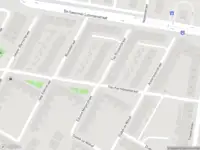 Ambulance met grote spoed naar de Top Rinckerstraat in Amsterdam