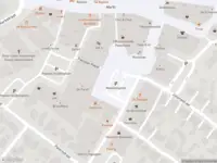 Politie naar de Raadhuisplein in Panningen vanwege aanrijding met letsel