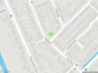 Brandweer met gepaste spoed naar de Begoniaplein in Zevenhuizen vanwege stankoverlast