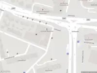 Politie met grote spoed naar de Oostergoplein in Leeuwarden vanwege ongeval met letsel