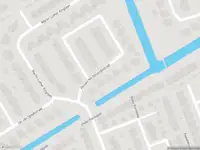 Politie naar de Philips van Almondestraat in Hellevoetsluis vanwege dier(en) in nood