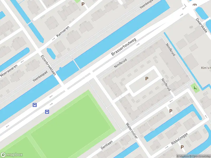 Ambulance met grote spoed naar de Nimfkruid in 's-Gravenhage