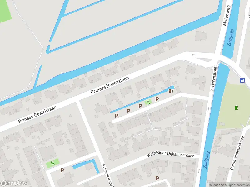 Ambulance met gepaste spoed naar de Prinses Beatrixlaan in Maasland