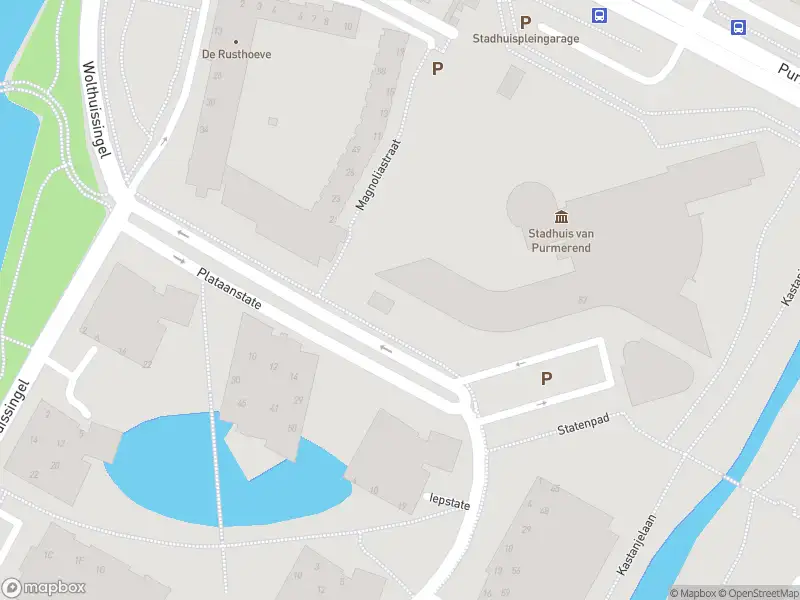 Ambulance met grote spoed naar de Purmersteenweg in Purmerend