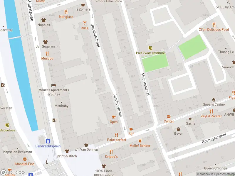 Ambulance met grote spoed naar de Jacobusstraat in Rotterdam