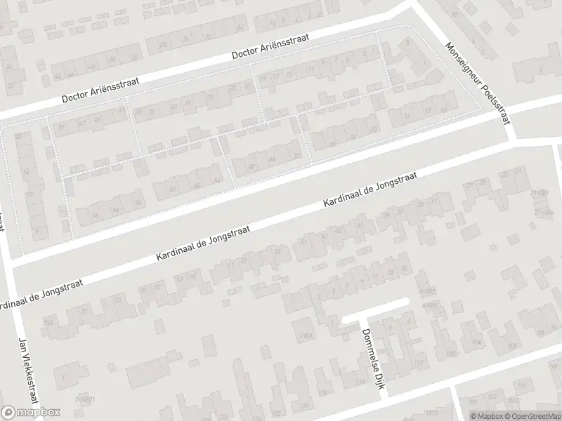 Brandweer met grote spoed naar de Pater Rijkenstraat in Valkenswaard vanwege gebouwbrand