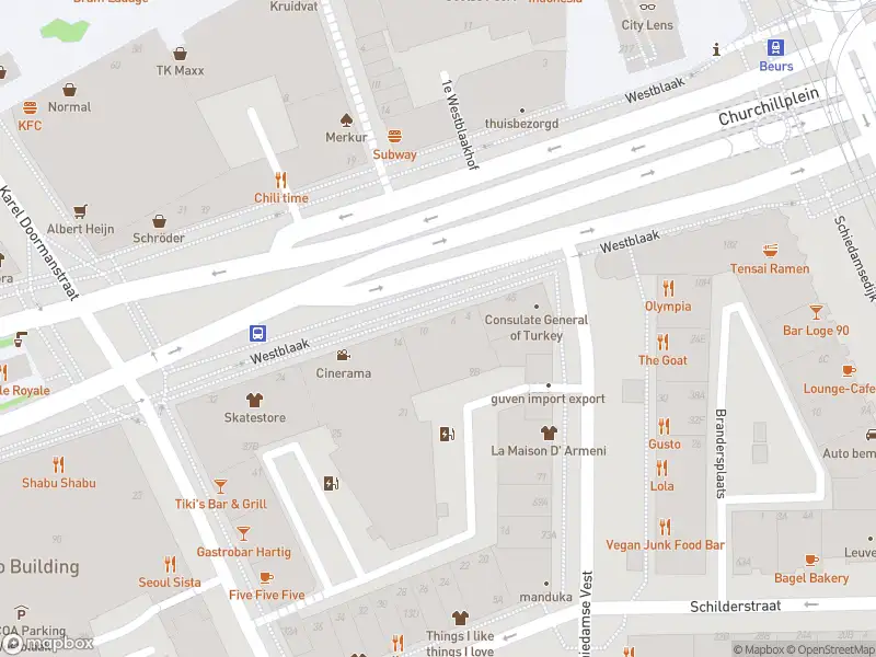 Ambulance met gepaste spoed naar de Westblaak in Rotterdam