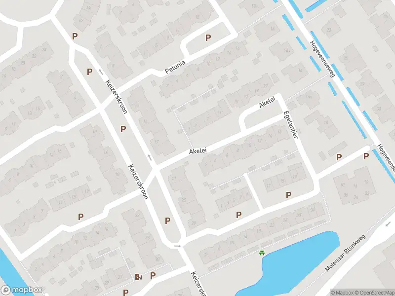 Ambulance met grote spoed naar de Akelei in Nootdorp