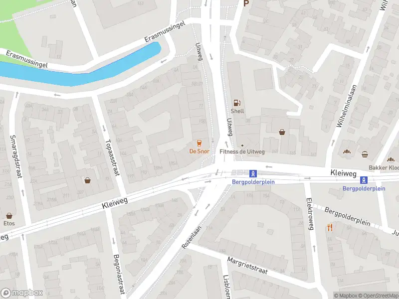 Ambulance met gepaste spoed naar de Kleiweg in Rotterdam