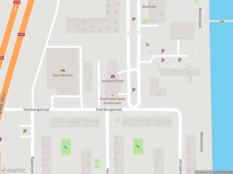 Brandweer met gepaste spoed naar de Honselersdijkstraat in Amsterdam vanwege stankoverlast