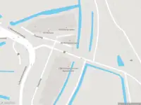 Ambulance met gepaste spoed naar de Zwaalweg in Barendrecht