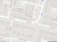 Brandweer met grote spoed naar de Anton van Duinkerkenstraat in Hengelo vanwege gebouwbrand