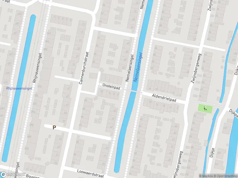 Ambulance met gepaste spoed naar de Onsteinpad in Rotterdam