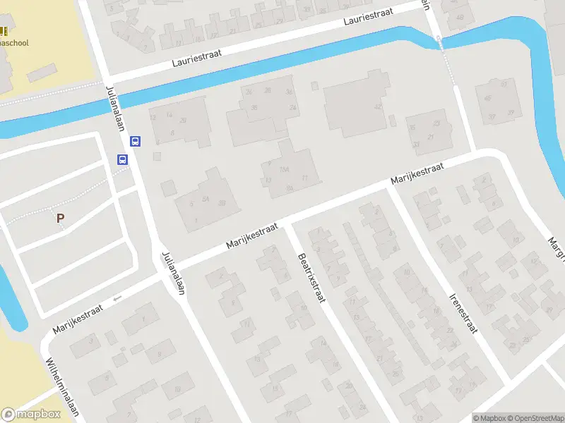 Ambulance met gepaste spoed naar de Marijkestraat in Schagen