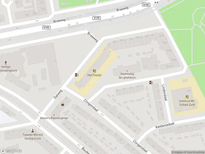 Ambulance met grote spoed naar de Clingendaal in Rotterdam