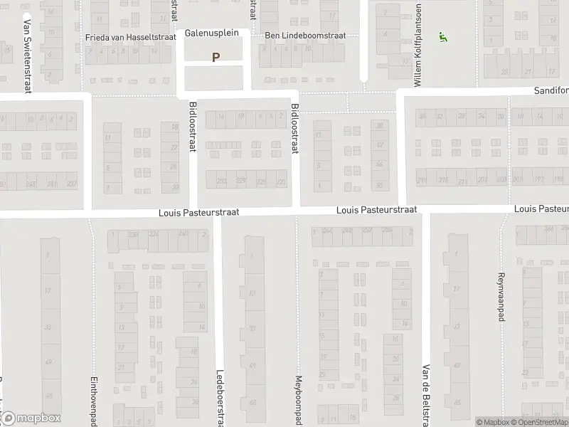 Ambulance met grote spoed naar de Roordastraat in Haarlem