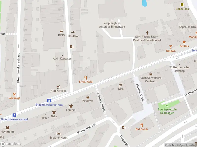 Ambulance met grote spoed naar de Nieuwe Binnenweg in Rotterdam