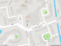 Ambulance met grote spoed naar de Blauwschildershof in Weesp