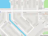 Ambulance met gepaste spoed naar de Spaarnestraat in Spijkenisse