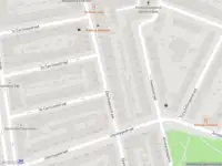 Ambulance met gepaste spoed naar de Ebenhaëzerstraat in Rotterdam