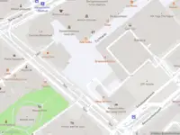 Ambulance met gepaste spoed naar de Spuiplein in 's-Gravenhage