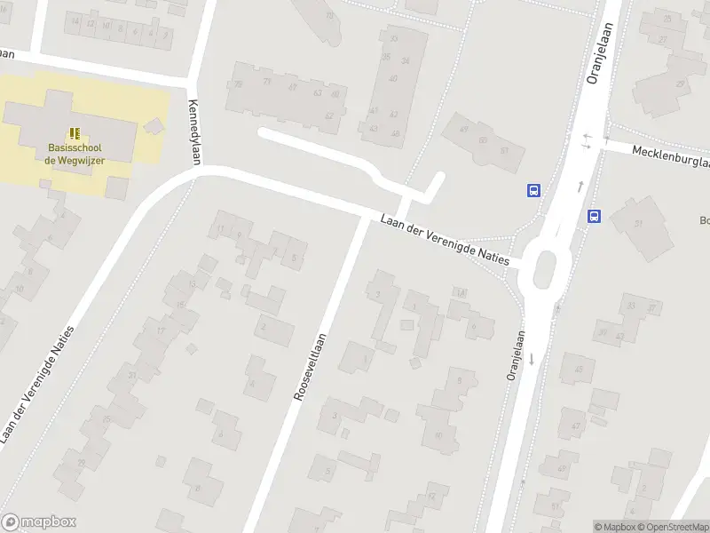 Brandweer met grote spoed naar de Kievitmeen in Harderwijk vanwege gebouwbrand